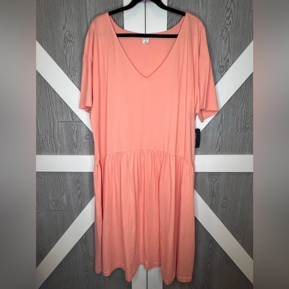 Melrose and Market Dresses & Skirts - 396. NWT Melrose & Market Organic Cotton Seamed T-Shirt Dress in Coral Amber 2X